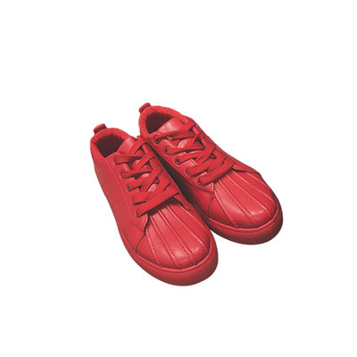 Κομψά casual αθλητικά παπούτσια σε μαύρο, λευκό και κόκκινο