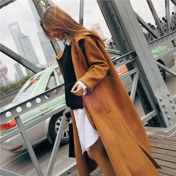 Μακρύ μάλλινο παλτό με τσέπες και φερμουάρ