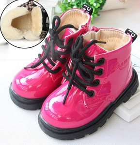 Κυβικά αγόρια για κορίτσια και αγόρια σε διάφορα χρώματα