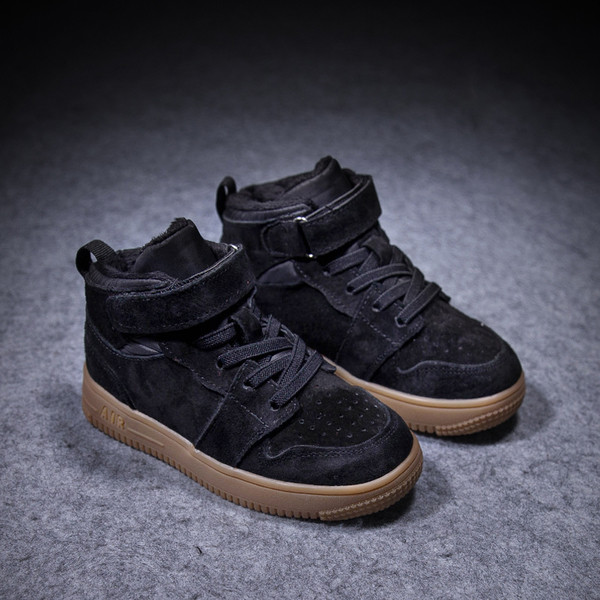 Παιδικά φουσκωτά πάνινα παπούτσια για τα αγόρια σε διάφορα χρώματα