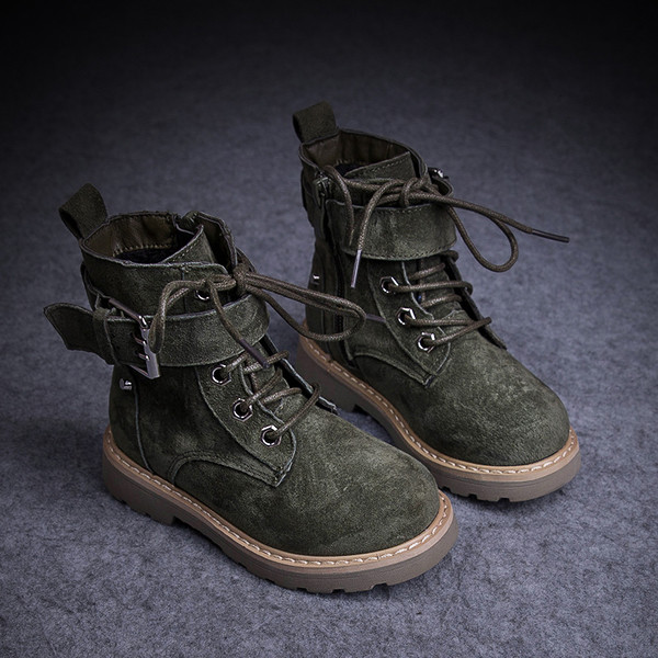 Стилни детски боти за момичета и момчета в три цвята