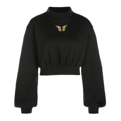 Κομψή κοντή μπλούζα με φαρδιά μανίκια και εφαρμογές