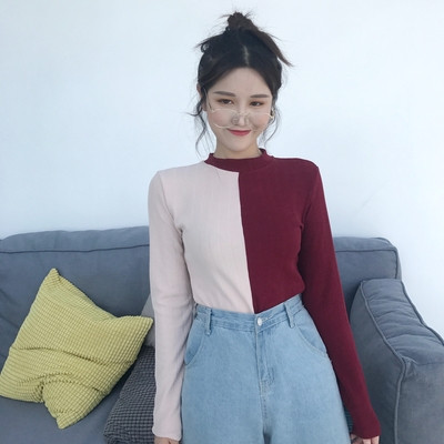 Интересен дамски пуловер  с О-образна яка в два цвята