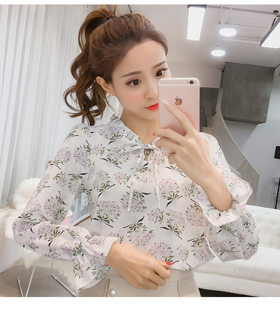 Κομψό γυναικείο πουκάμισο  με μοτίβα λουλουδιών