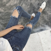 Λεπτά τζιν γυναικεία πάνω από τα γόνατα