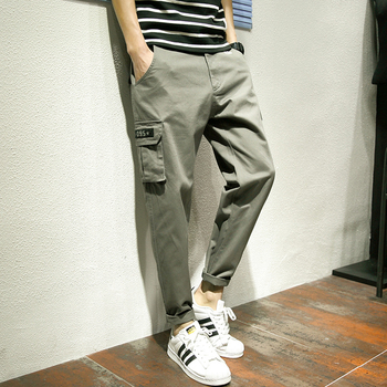Много модерни мъжки ежедневни панталони в два цвята