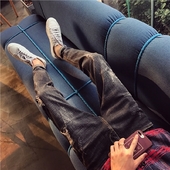 Мъжки стилни дънкови панталони модел "slim fit"