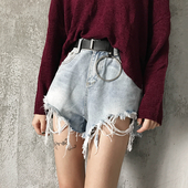 Μοναδικό σκισμένα τζιν παντελόνι σύντομο