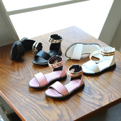 Детски сандалки в три цвята