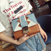 Σπορ-κομψή τσάντα με μακρά λαβή σε τρία χρώματα