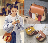 Стилна спортно-елегантна дамска чантичка с дълга дръжка през рамо