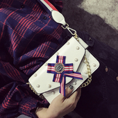 Стилна чантичка с перли и дълга дръжка в различни цветове