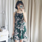 Много модерна ежедневна дамска рокличка с тънки презрамки