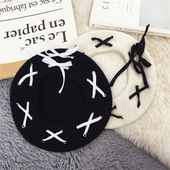 Πολλοί εξωφρενικές κυρίες shapkichka μοντέλο «Artist»