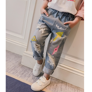 Изключително модерни шалварести дънкови панталони за момиченце с илюстрация и крачол в стил 7/8