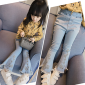 Момичешки изключително красиви дънкови панталони с бродерия и крачол в стил Чарлстон