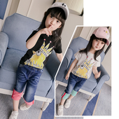 Детска блузка за момиченце с къс ръкав и много интересна апликация на пиленце в два цвята