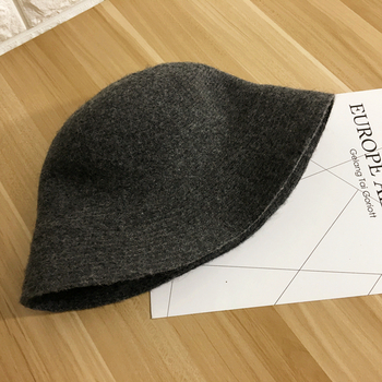 Семпла дамска шапка британски стил сгъваема за есента и зимата