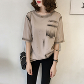 Κομψό κυρίες T-shirt με φαρδιά μανίκια 3/4 με στυλ γραφίτη