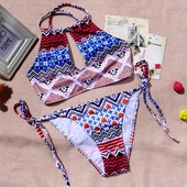 Νέο μοντέλο για τις γυναίκες ριγέ μαγιό