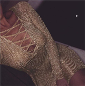 Υπερβολικό Κυρίες ημιδιαφανές κοντό φόρεμα με μακριά μανίκια