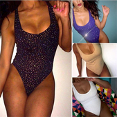 Όλα σε ένα μεγάλο μαγιό