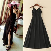 Πολλές όμορφες κυρίες μακρύ μαύρο φόρεμα σιφόν