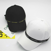 Μεγάλη κυρίες καπέλο με γείσο σε μαύρο και άσπρο