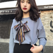 Μπλούζα με μακριά μανίκια και κορδέλα κατάλληλο για καθημερινή