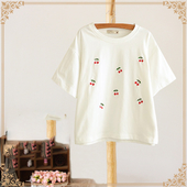 Μπλούζες με κοντό μανίκι και μοτίβα απλικέ