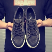 Περιστασιακά πάνινα παπούτσια  ανδρών σε μαύρο και καμουφλάζ πρότυπα