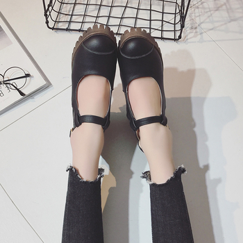 Стилни дамски затворени сандали с дебел ток и подметка в бежов, кафяв и черен цвят