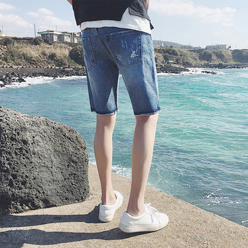 Мъжки къси дънкови панталони - протрит модел
