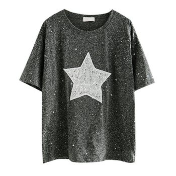 Модерна дамска тениска с брокат и звезда