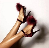 Дамски пухени НОВИ сандали с висок ток