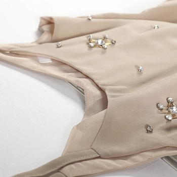 Дамски стилен комплект от 2 части - потник и къси панталони, с декорация мъниста