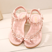 Стилни детски сандали за момичета с цветя през пръст, в бял, розов и син цвят