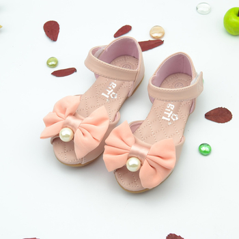 Сладки детски сандали за момичета в розов и бежов цвят с панделка 
