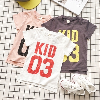 T-shirt με κοντό μανίκι και τριών χρωμάτων επιγραφή για αγόρια