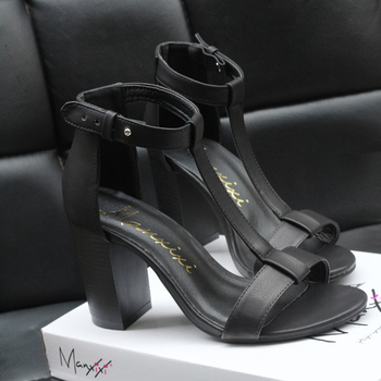Стилни дамски сандали на дебел ток в кафяв и черен цвят