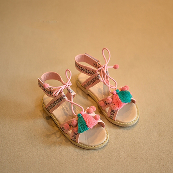 Γλυκό Παιδικά σανδάλια για τα κορίτσια με ενδιαφέρουσα διακόσμηση σε ροζ και μπεζ