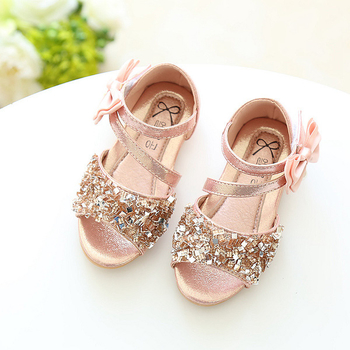 Лъскави детски сандали за момичета със странична панделка, в сребърен, златен и розов цвят