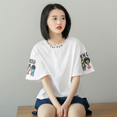 Κυρίες T-shirt με φαρδιά μανίκια και ενδιαφέρουσες εφαρμογές στα μανίκια και γιακά