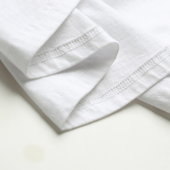 Дамска ежедневна тениска  с надпис в бял цвят и широки 3/4 ръкави