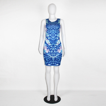 Стилна дамска рокля по тялото,с дължина до коленете в син цвят