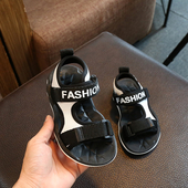 Κομψή σανδάλια για τα αγόρια σε διάφορα χρώματα