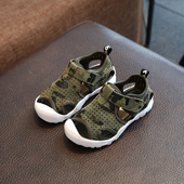 Πολύ κομψό και αναπνέει περιστασιακά σανδάλια για ένα αγόρι - 2 χρώματα