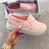 Κομψή και πολύ όμορφες κυρίες loafers υψηλό πέντε εκατοστά podmetka- 2tsvyata