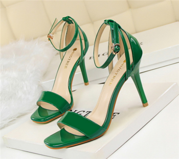 Много красиви дамски обувки на висок ток - 7 цвята