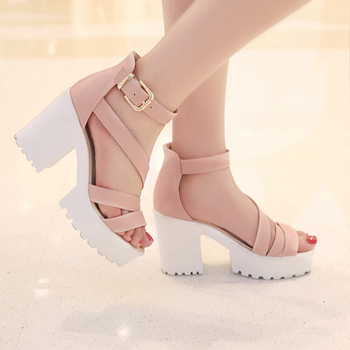 Семпъл модел дамски сандали на дебел ток с каишки в бял, розов и син цвят